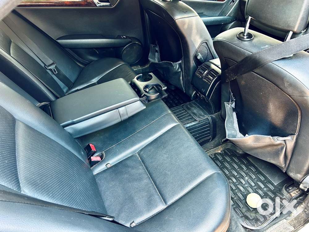 Urgent Sale: Mercedes-benz C200 Kompressor (2010)