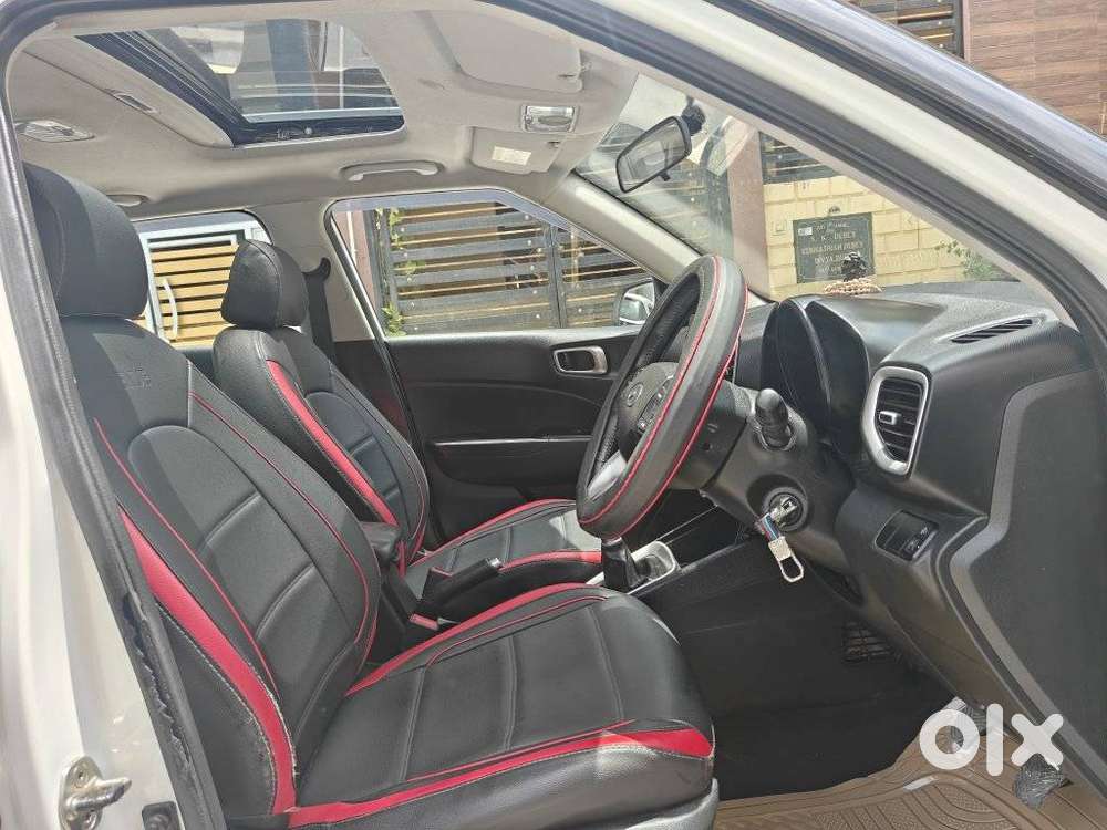 Hyundai Venue Sx Mt, 2022, Diesel