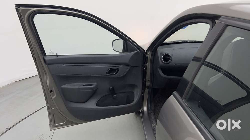 Renault Kwid 1.0 Rxl, 2016, Petrol