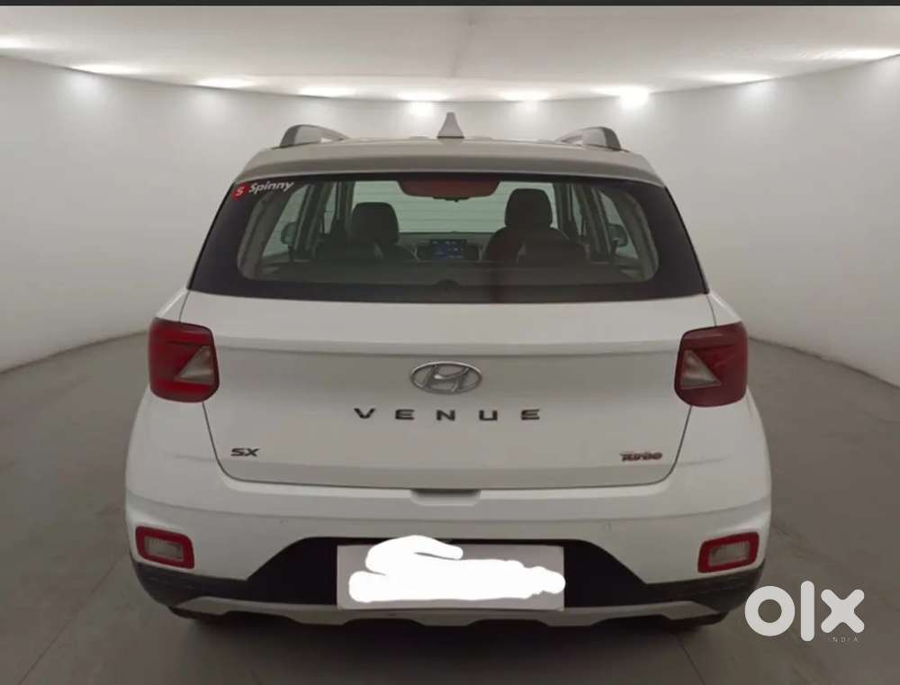 Hyundai Venue Knight Edition 2019 With Sun Roof