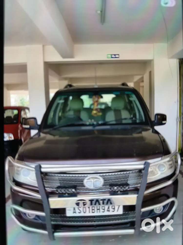 Tata Safari Storme 2014