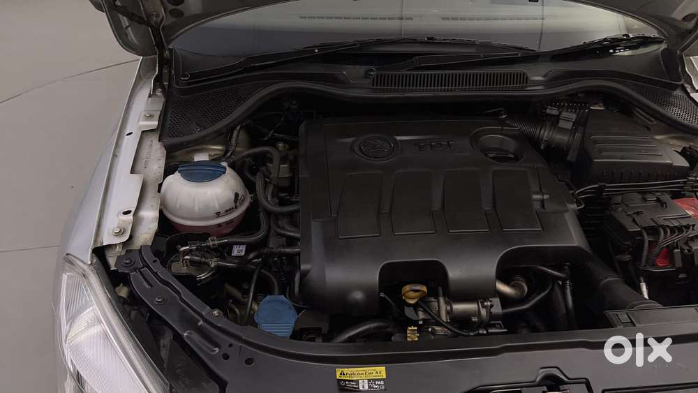 Skoda Rapid Ambition 1.6 Tdi Cr Manual Plus, 2014, Diesel