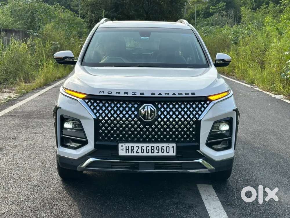 Mg Hector Plus Sharp Pro 1.5 Turbo Petrol Cvt 6 Str, 2026, Petrol