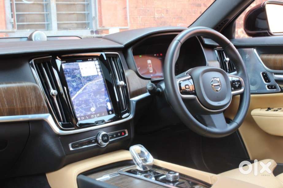 Volvo S90 B5 Ultimate, 2023, Cng & Hybrids