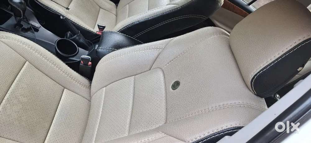 Toyota Innova Crysta 2.8 Z Top Model 2016