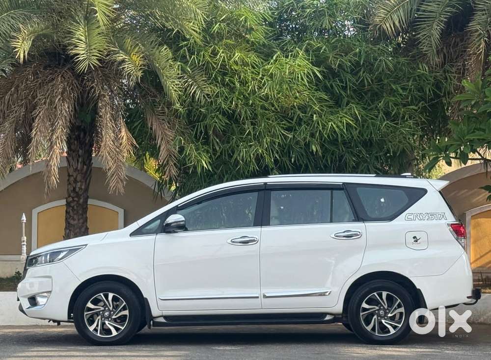 Toyota Innova Crysta, 2023, Diesel
