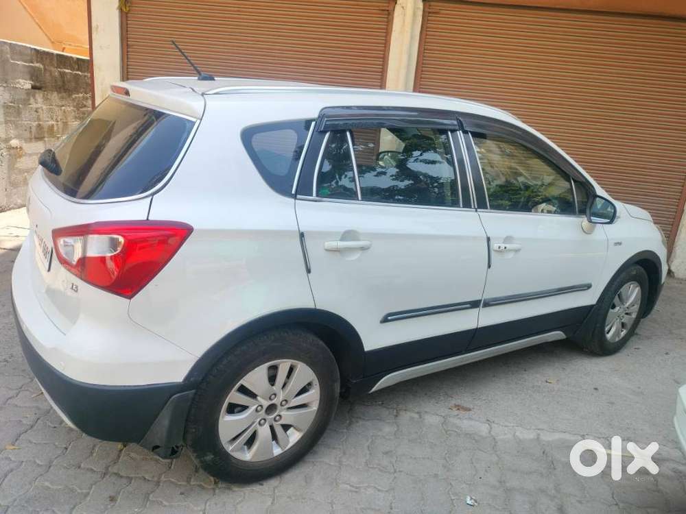 Maruti Suzuki S-cross Ddis 200 Alpha, 2015, Diesel