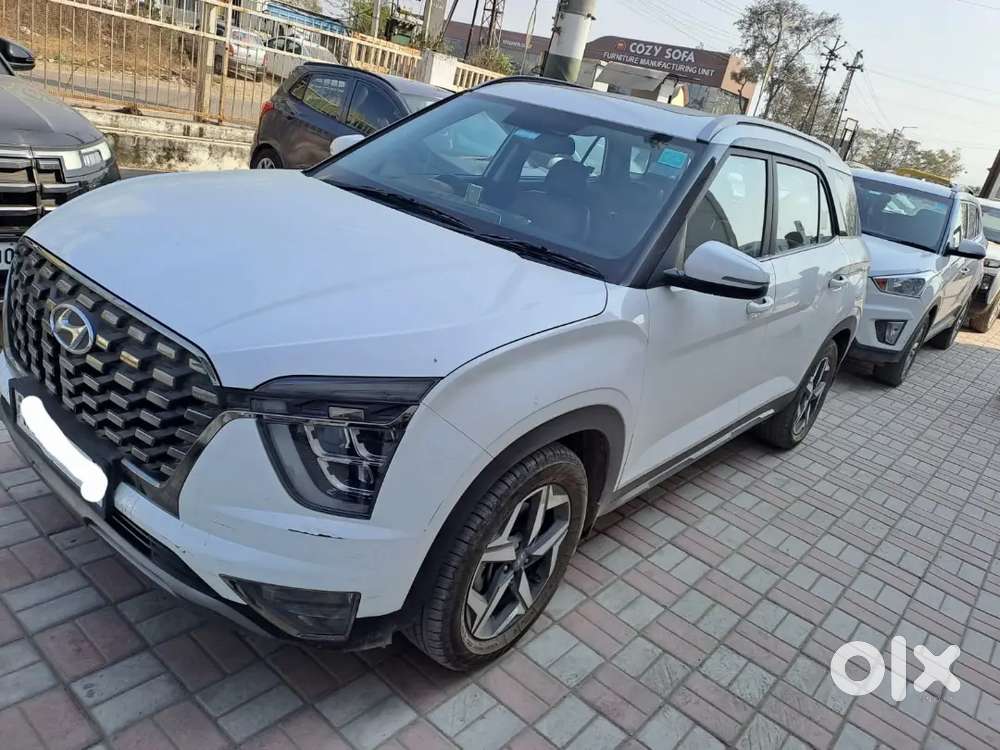 Hyundai Alcazar 2023 Diesel 35000 Km Driven