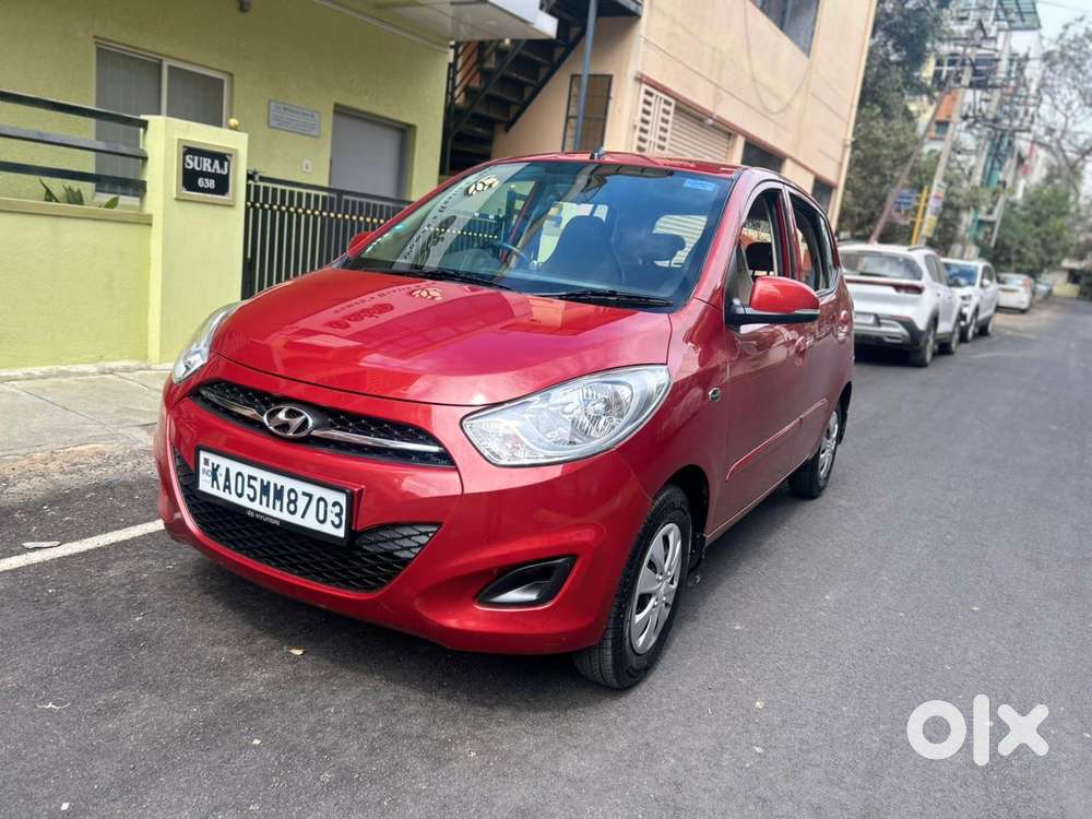 Hyundai I10 Sportz At, 2013, Petrol