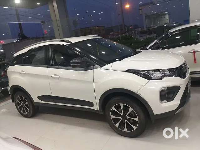 Tata Nexon 1.2 Revotron Xz Plus, 2020, Petrol