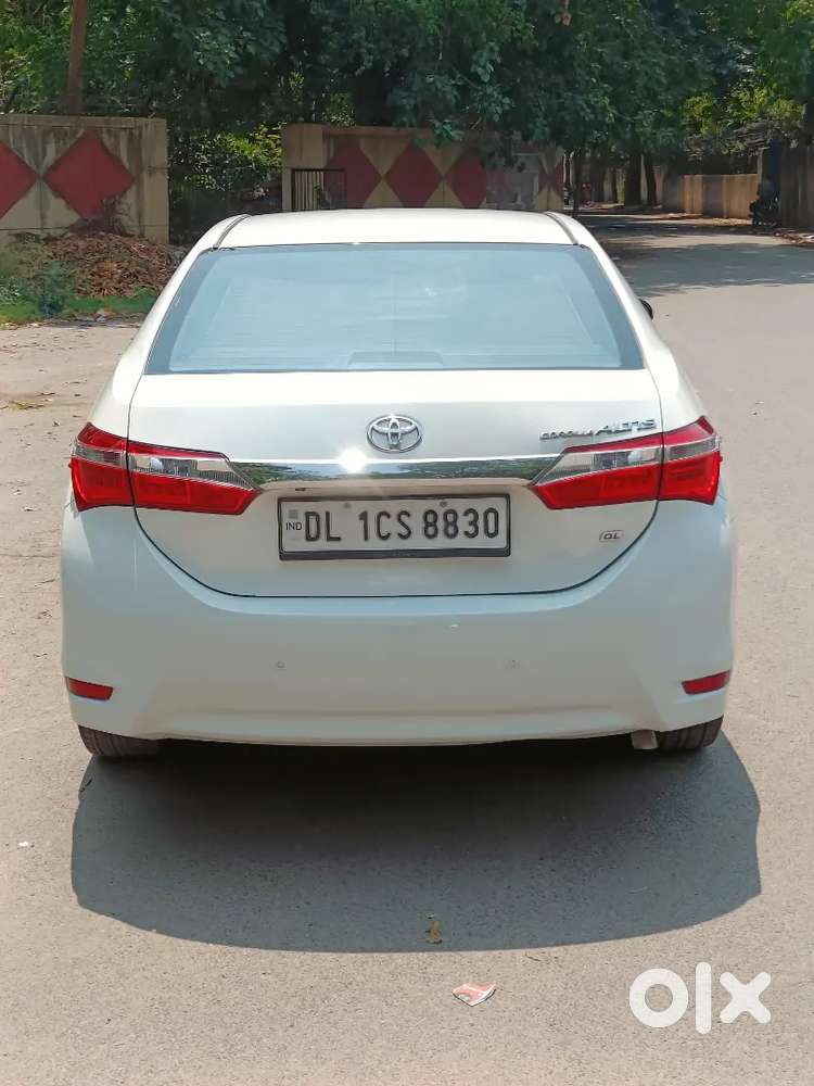 Corolla Altis 2015 Gl Top Variant Petrol