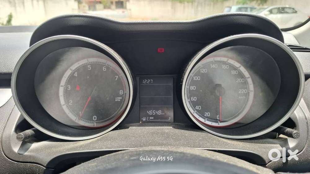 Maruti Suzuki Swift Vvt Vxi, 2021, Petrol