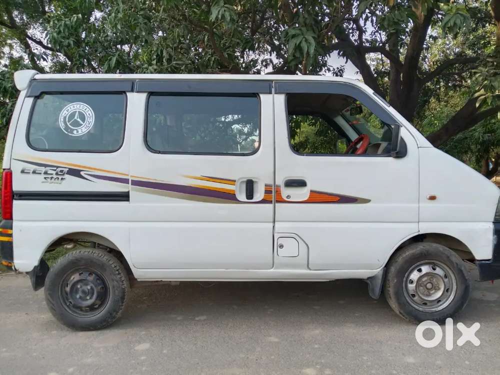 2022 Maruti Suzuki Eeco 7-seater Petrol Manual