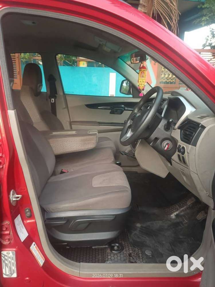 Mahindra Kuv100 2016 Petrol