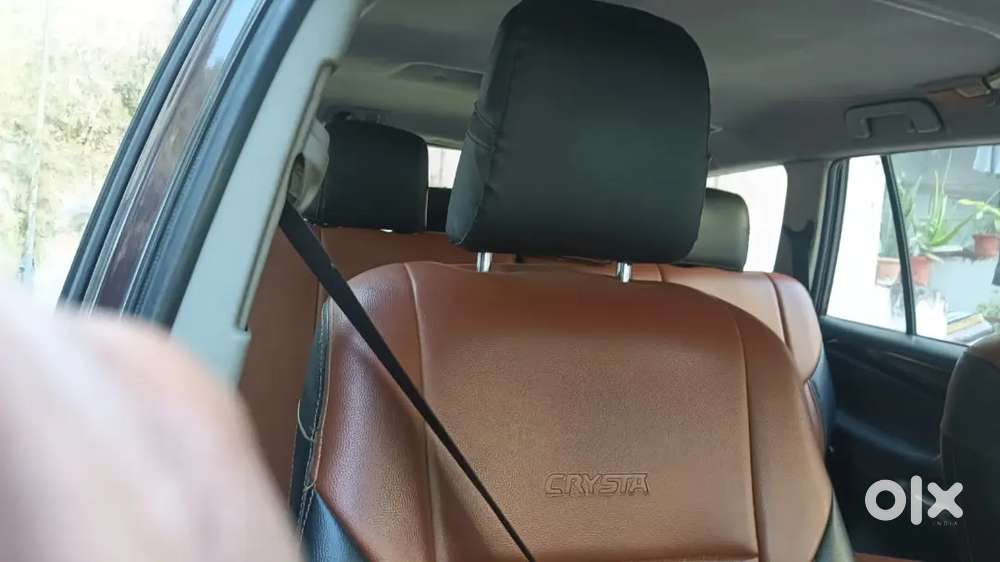 Toyota Innova Crysta 2016 Diesel Third-hand