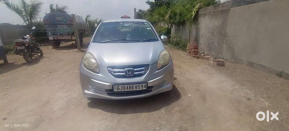 Honda Amaze 2013 Petrol Well Maintained