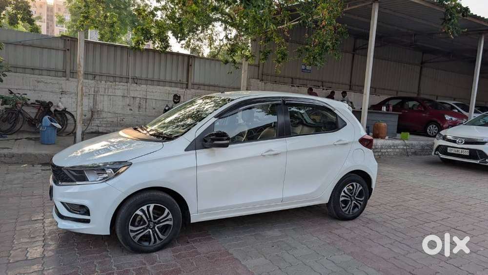 Tata Tiago 1.05 Revotorq Xt, 2023, Petrol