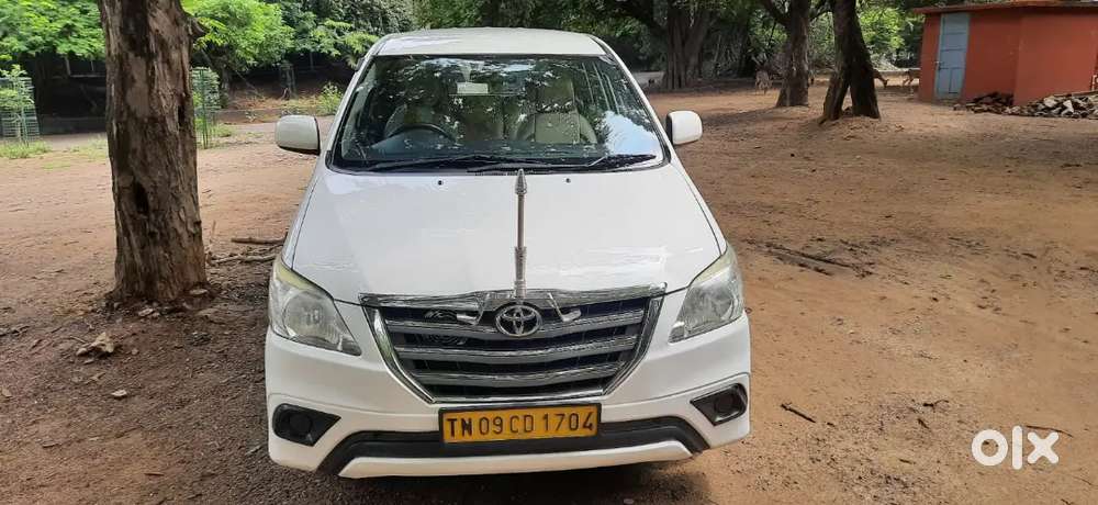 Toyota Innova Diesel 2016 8 Seater