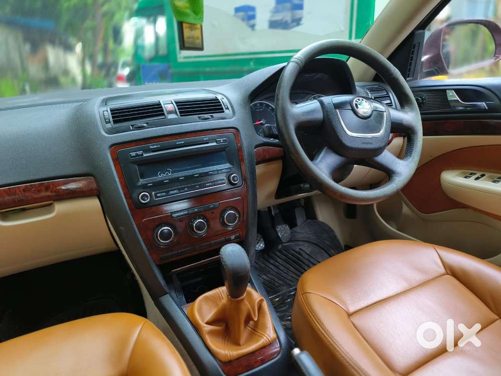 Skoda Laura 2.0 Ambition Tdi Cr, 2013, Diesel