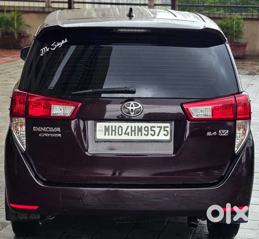 Toyota Innova Crysta 2.4 V 7 Str, 2017, Diesel
