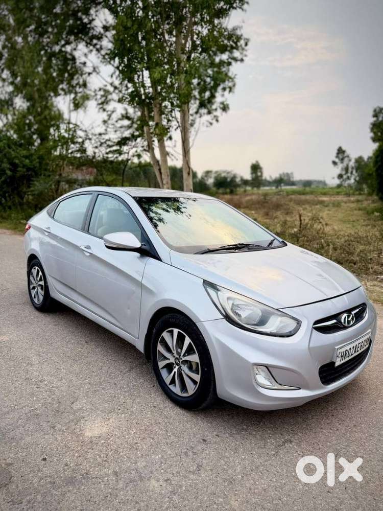 Hyundai Verna Fluidic 1.6 Vtvt Sx, 2014, Petrol