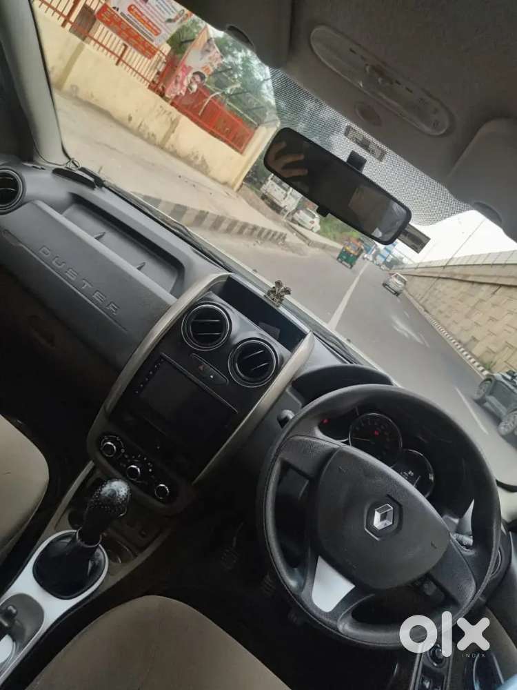 Renault Duster Petrol 2016 Model. Well Maintained.