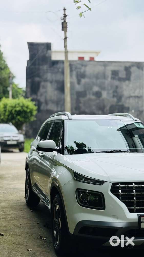 Hyundai Venue Diesel Manual 2019