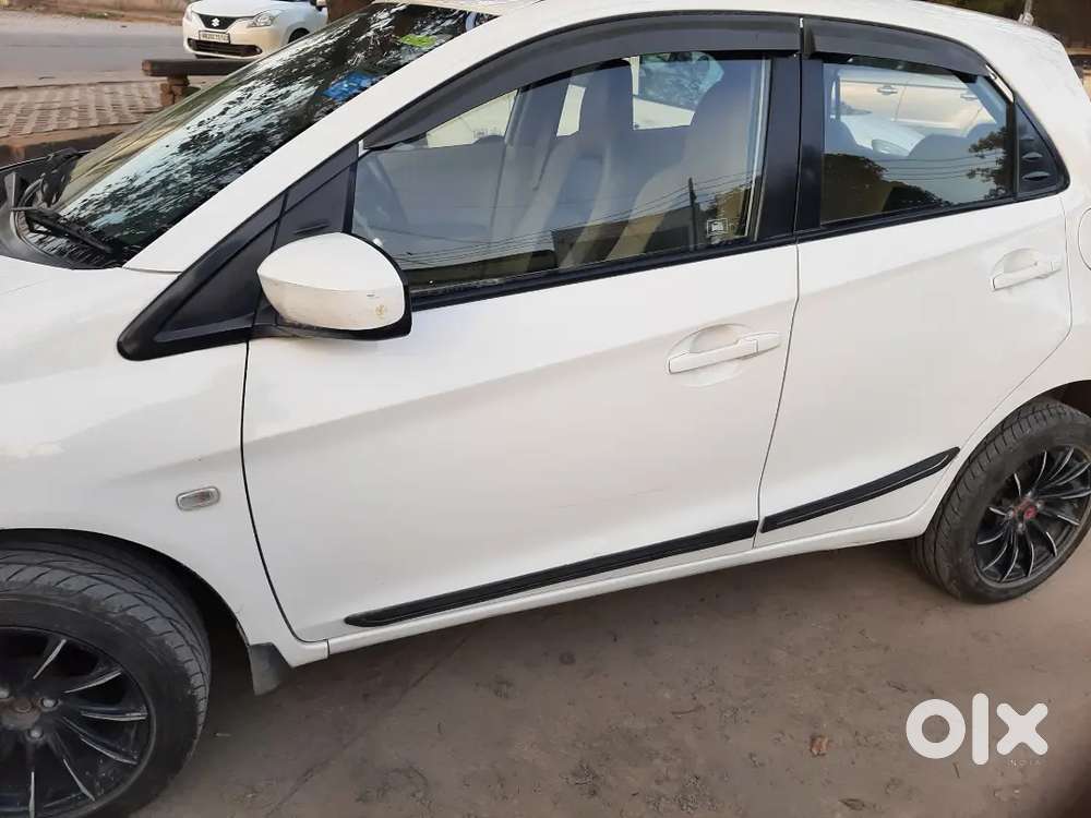 Honda Brio 2013 Petrol 81000 Km Driven