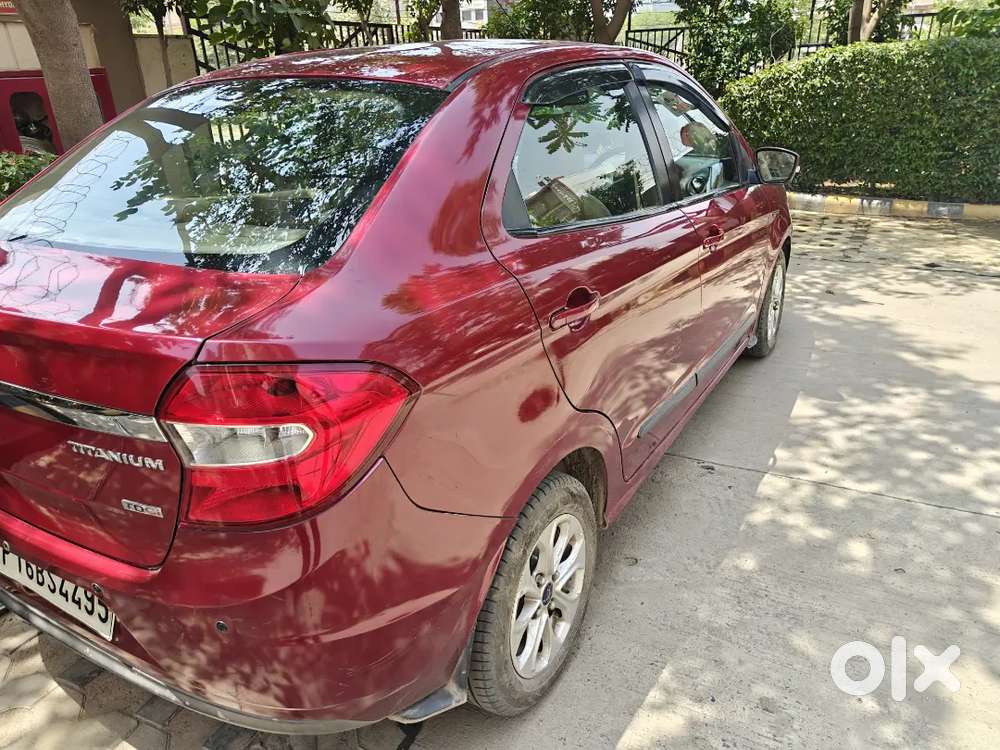 Pristine Red Ford Aspire For Sell