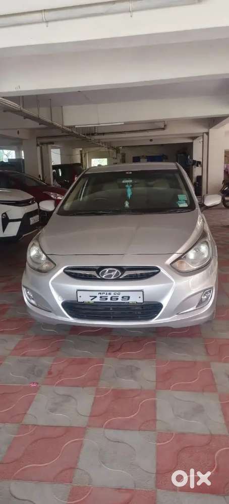 Hyundai Verna 2012 Diesel Well Maintained