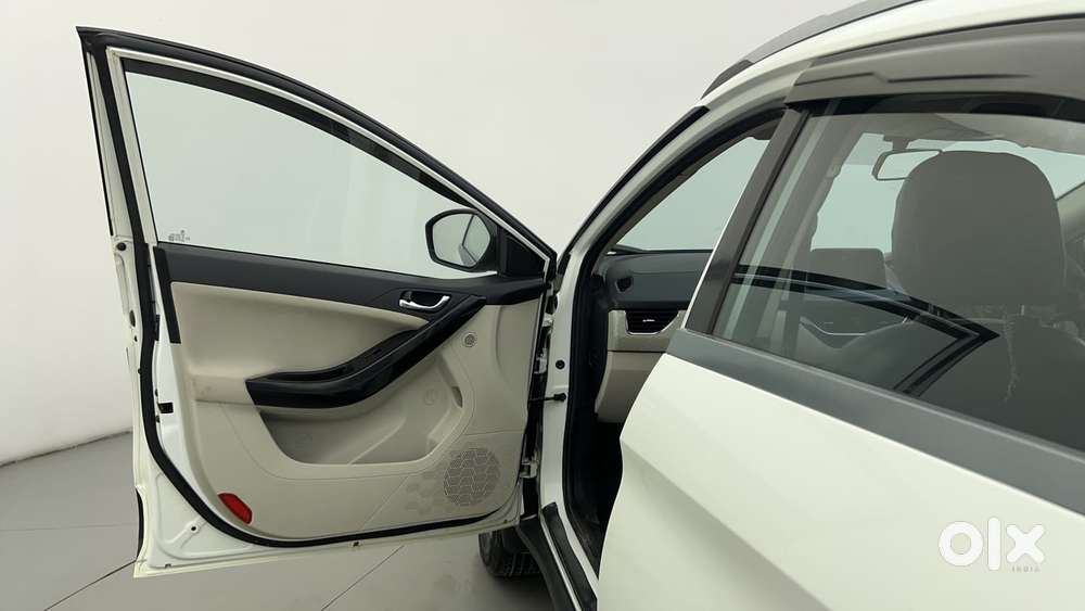 Tata Nexon 1.2 Revotron Xz Plus, 2021, Petrol
