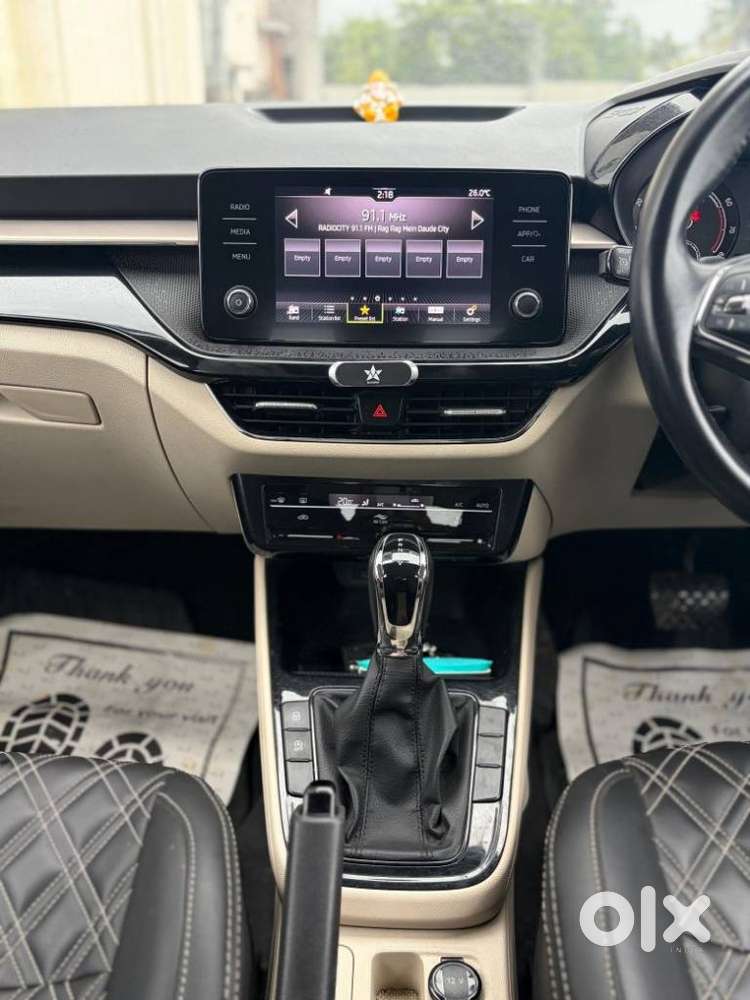Skoda Slavia 1.0 Tsi Style At, 2024, Petrol