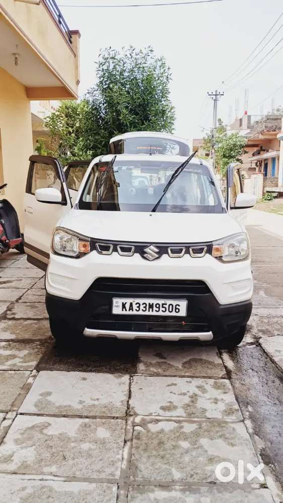 Maruti Suzuki S-presso Vxi+ 2021