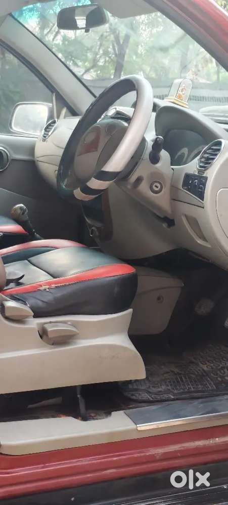 Mahindra Quanto 2012