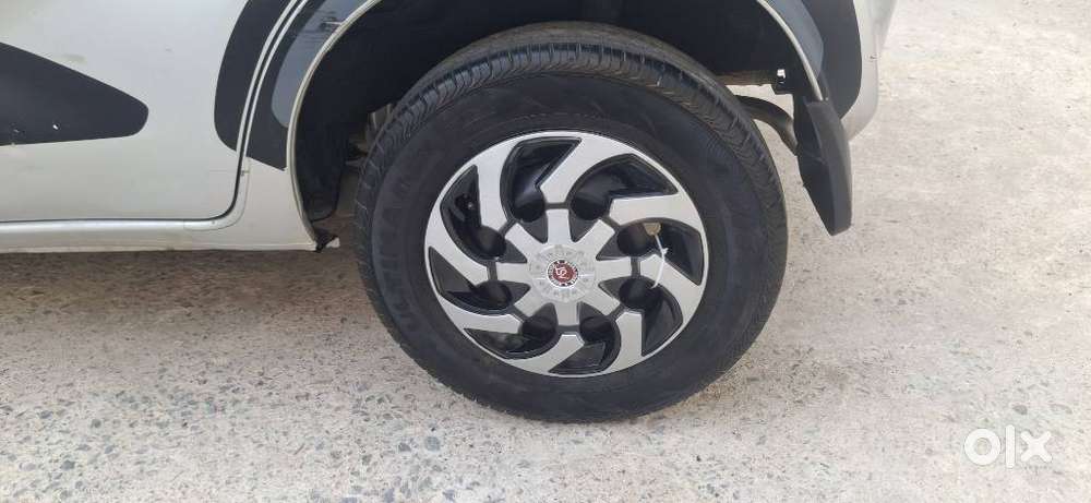 Datsun Redigo Limited Edition 2018, 2019, Petrol