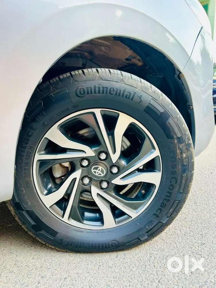 Innova Crysta Vx 2023 Diesel Manual1st Owner Vip Number Included