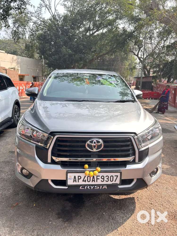 Toyota Innova Crysta 2023 Diesel 62000 Km Driven