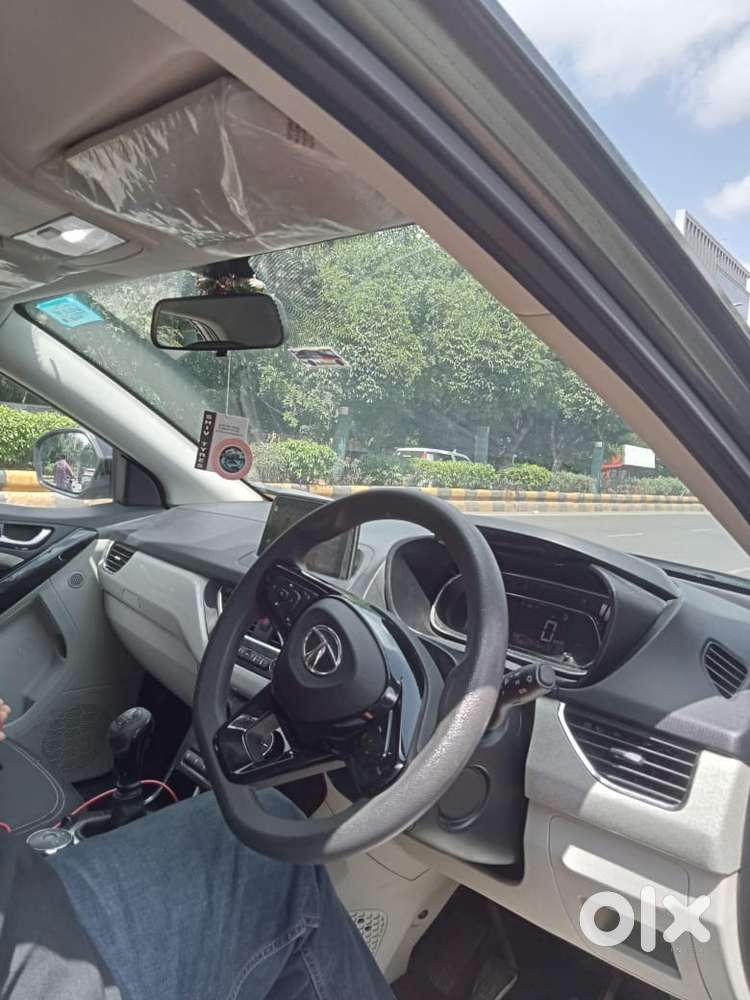 2020 Tata Nexon Petrol Manual