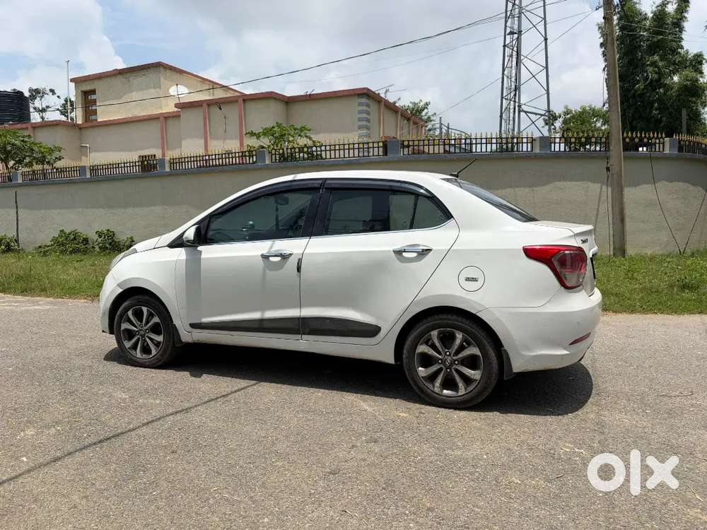 Hyundai Xcent 2015 Petrol 2nd Owner
