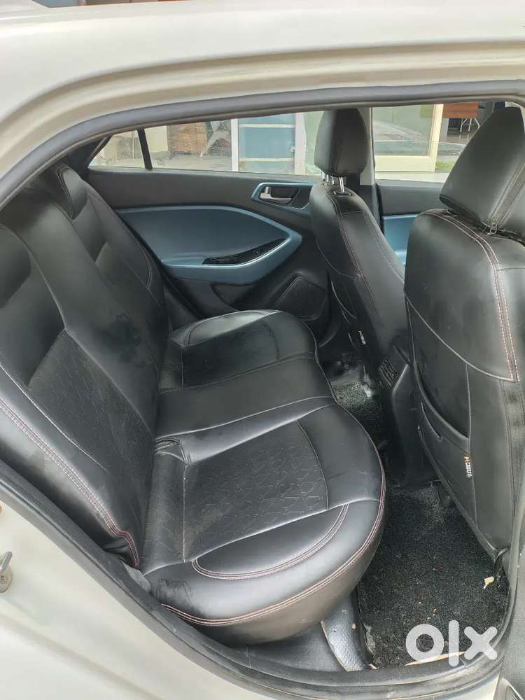 Hyundai I20 Active 2016 Diesel 115000 Km Driven Condition 100% A