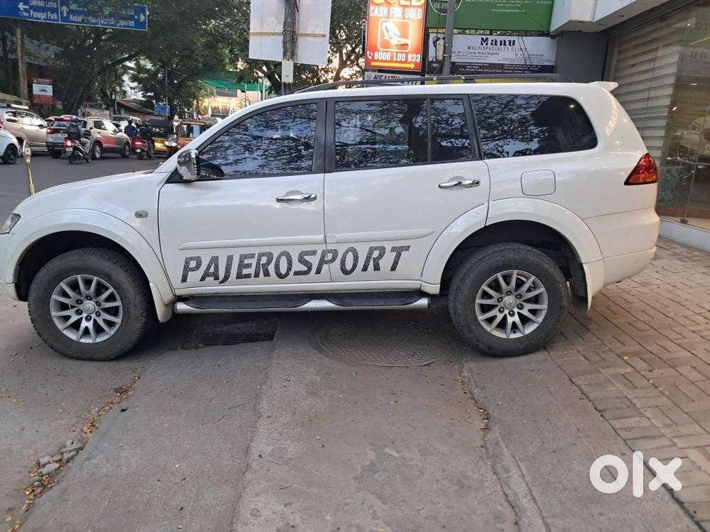 Mitsubishi Pajero Sport 2.5 Automatic, 2013, Diesel