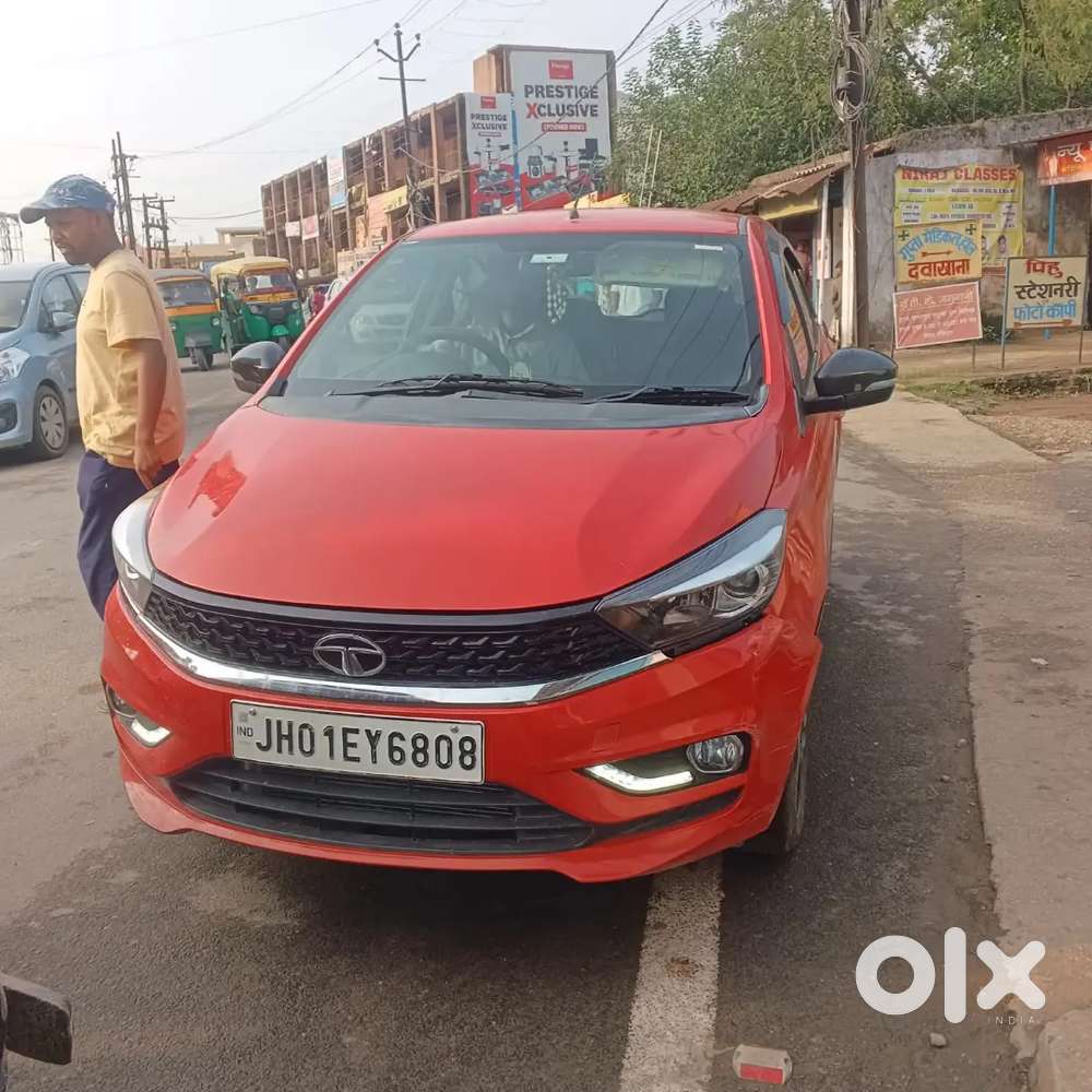 Tata Tiago 2022 Revotron