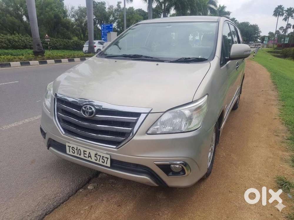 Toyota Innova Diesel 2014