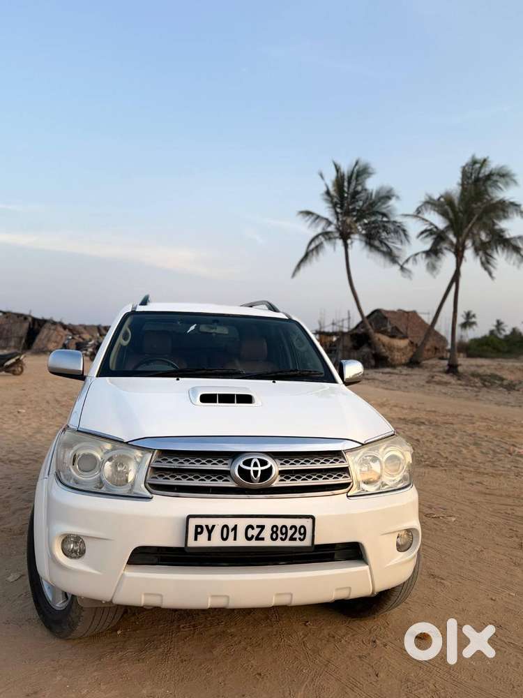 2011 Mfg Toyota Fortuner 4x4 Mt, 2nd Owner Py Registered Vehicle
