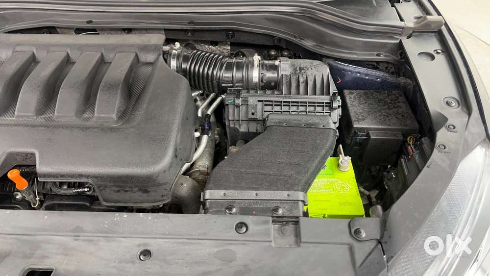 Mahindra Xuv700 2.0 Ax 7 Petrol At Luxury Pack Str, 2022, Petrol