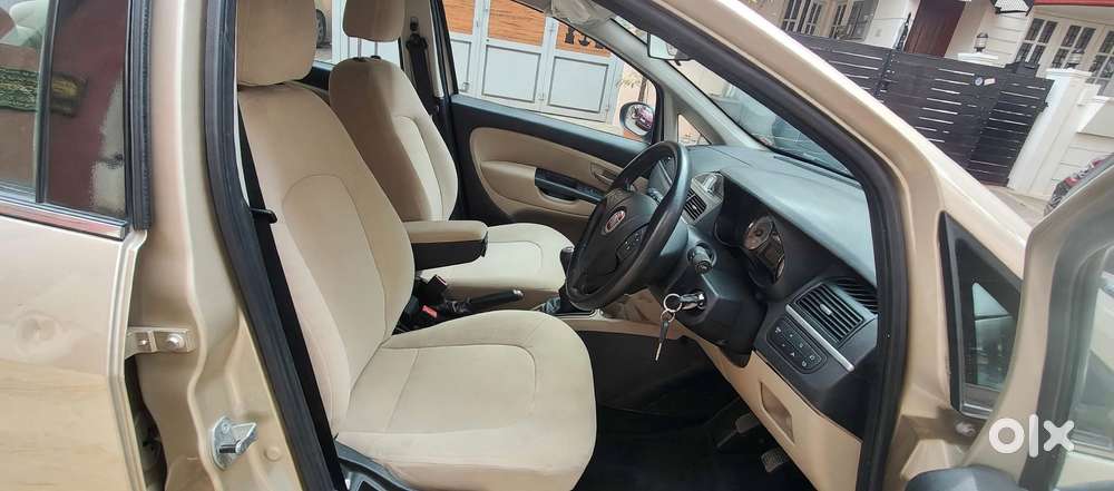 Fiat Linea Emotion Pk 1.4, 2010, Petrol