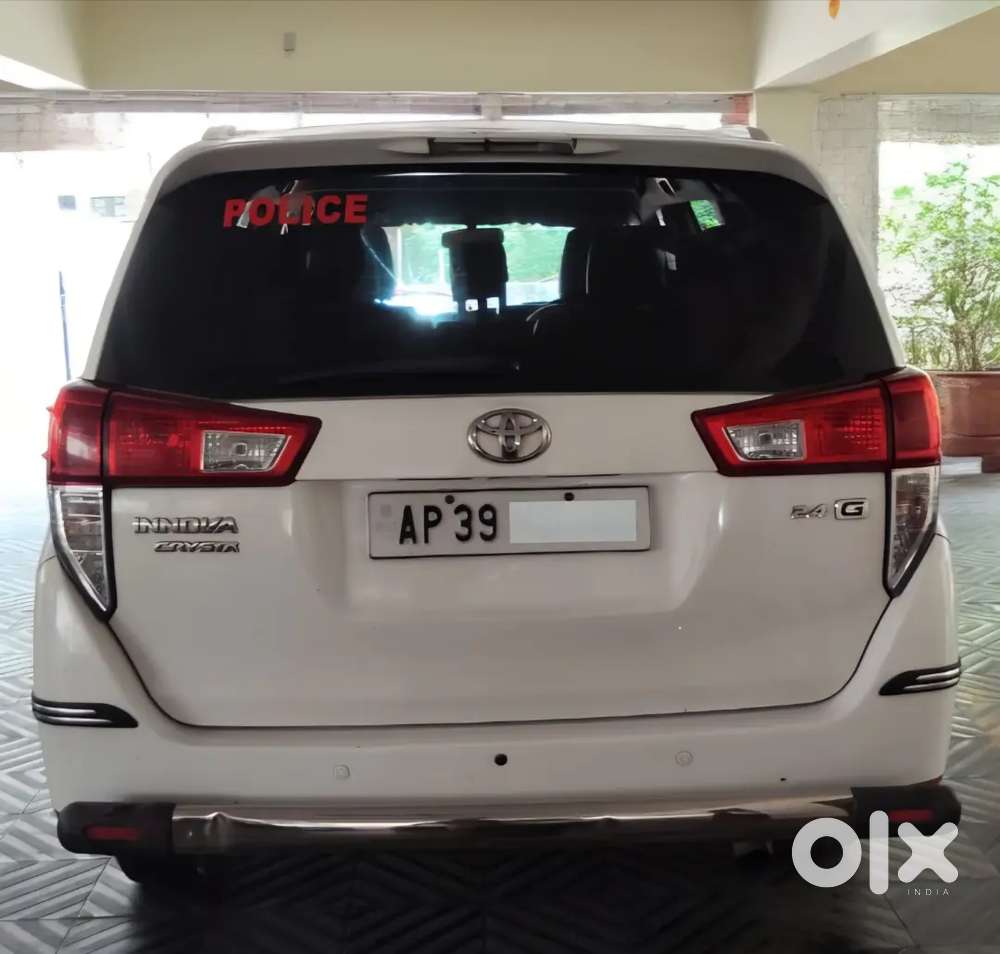 Toyota Innova Crysta 2019 Diesel 235000 Km Driven Quarter Tax Vehicle
