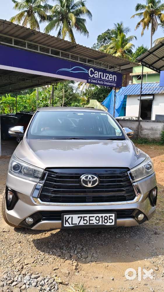 Toyota Innova Crysta 2.8z Automatic, 2016, Diesel