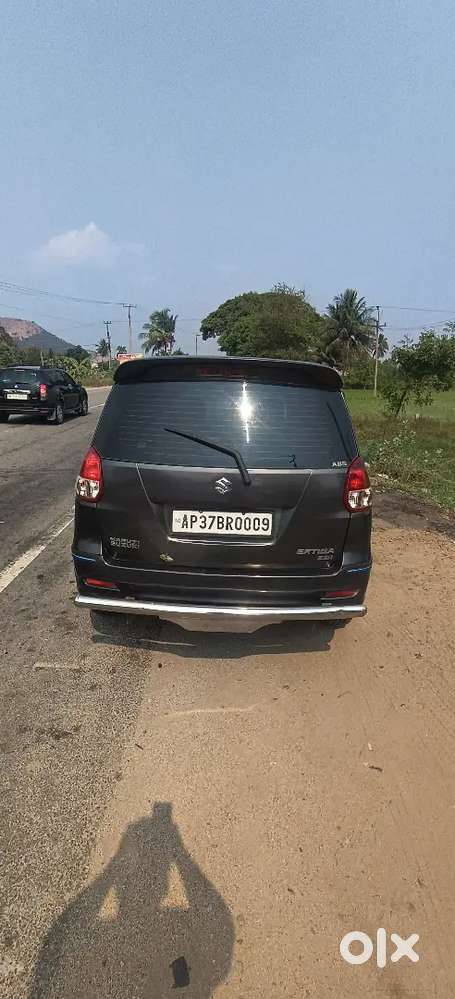 Maruti Suzuki Ertiga Zdi 2012 December