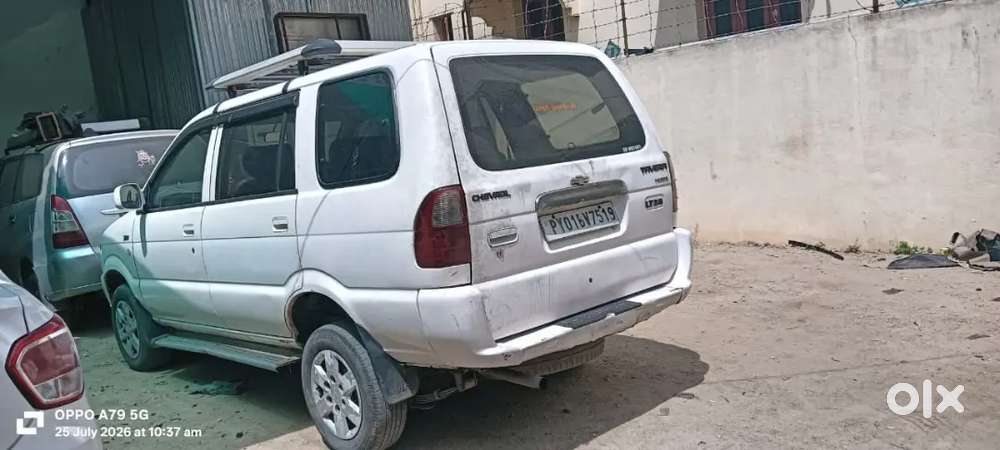 Chevrolet Tavera B1 2013